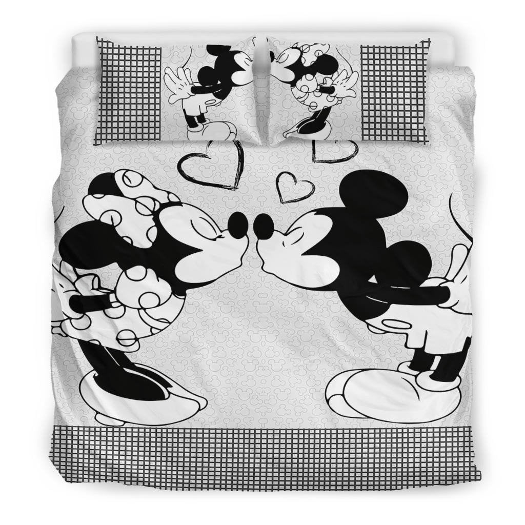MM Bedding Set DN MM And Minnie Kissing Duvet Covers Gray Unique Gift