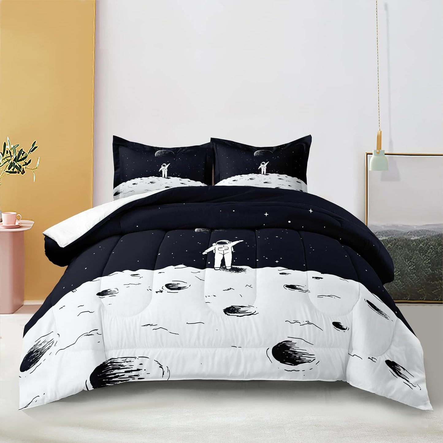 Astronaut Bedding Set Outer Space Astronaut On The Planet Duvet Covers Black Gray Unique Gift