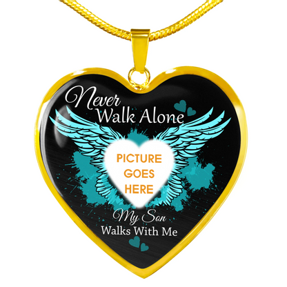 Personalized Memorial Heart Necklace Never Walk Alone Wings For Mom Dad Grandma Daughter Son Custom Memorial Gift M169