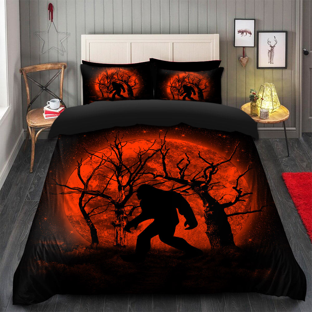 Bigfoot Silhouette Moonlight Bedding Set