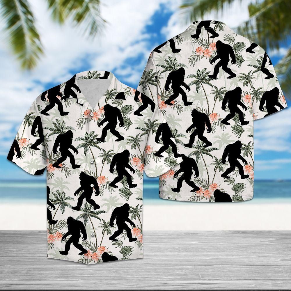 Unifinz Bigfoot Hawaiian Shirt Bigfoot Black White Pattern Green Palm Tree Hawaii Aloha Shirt 2022