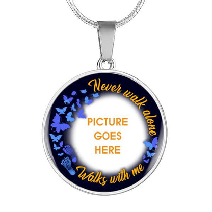 Personalized Memorial Circle Necklace Never Walk Alone Walks With Me For Mom Dad Grandma Daughter Son Custom Memorial Gift M435