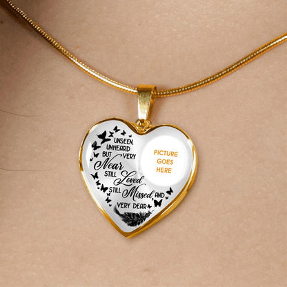 Personalized Memorial Heart Necklace Unseen Unheard But Very Near For Mom Dad Grandma Daughter Son Custom Memorial Gift M549