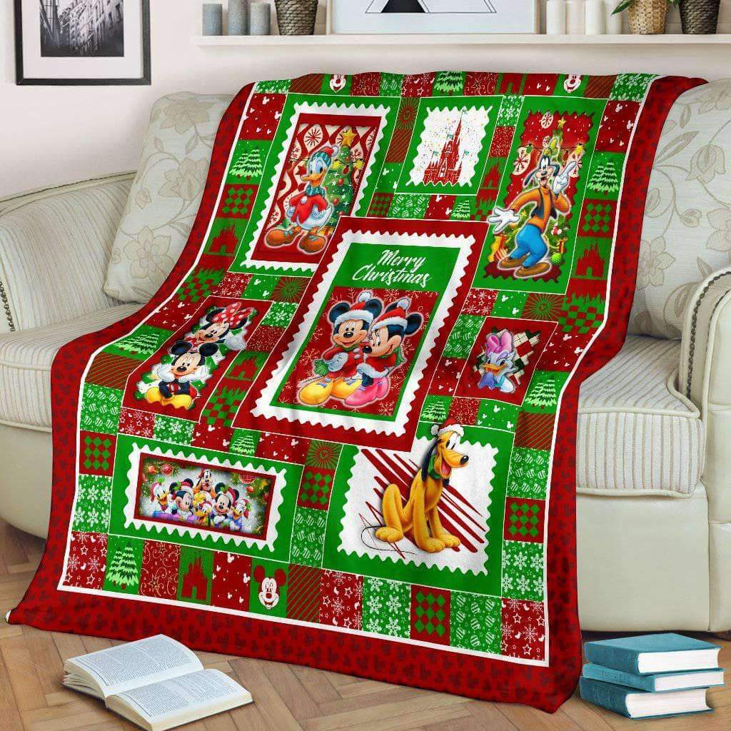 DN Blanket MK And MM Mouse With Friends Merry Christmas Red Green Blanket