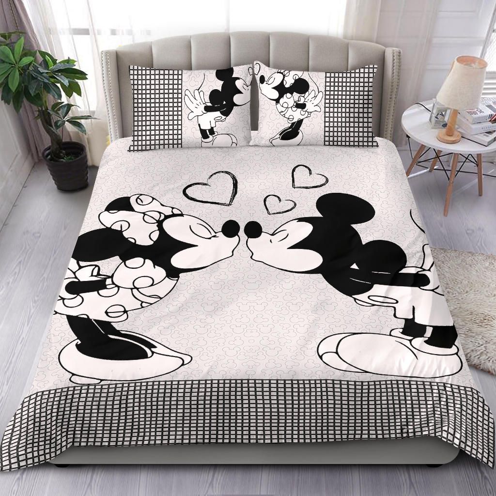 MM Bedding Set DN MM And Minnie Kissing Duvet Covers Gray Unique Gift