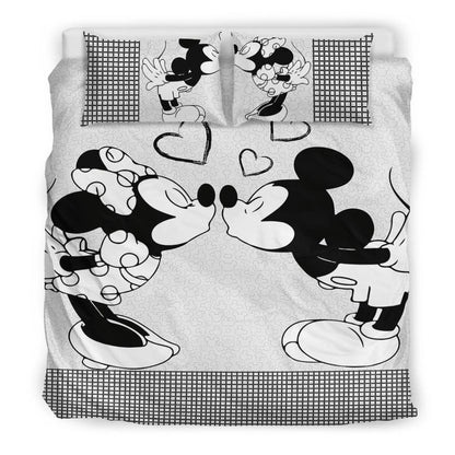 MM Bedding Set DN MM And Minnie Kissing Duvet Covers Gray Unique Gift