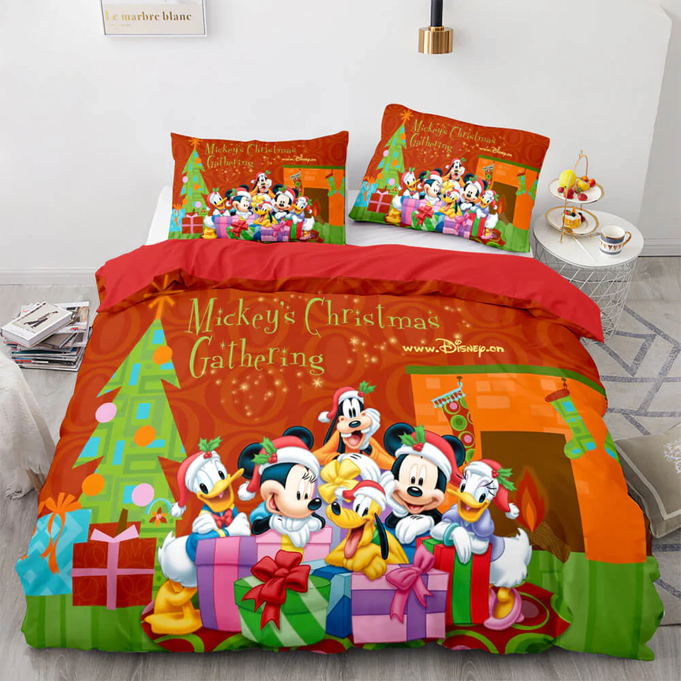 DN Bedding Set Mickey's Christmas Gathering Duvet Covers Red Unique Gift